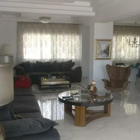 Marry's House * Kariani
