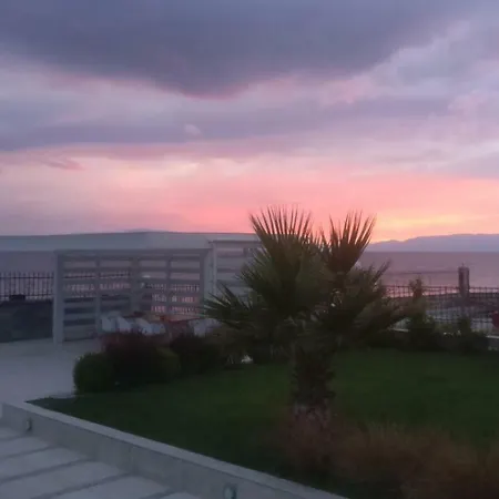 Marry's House * Karianí